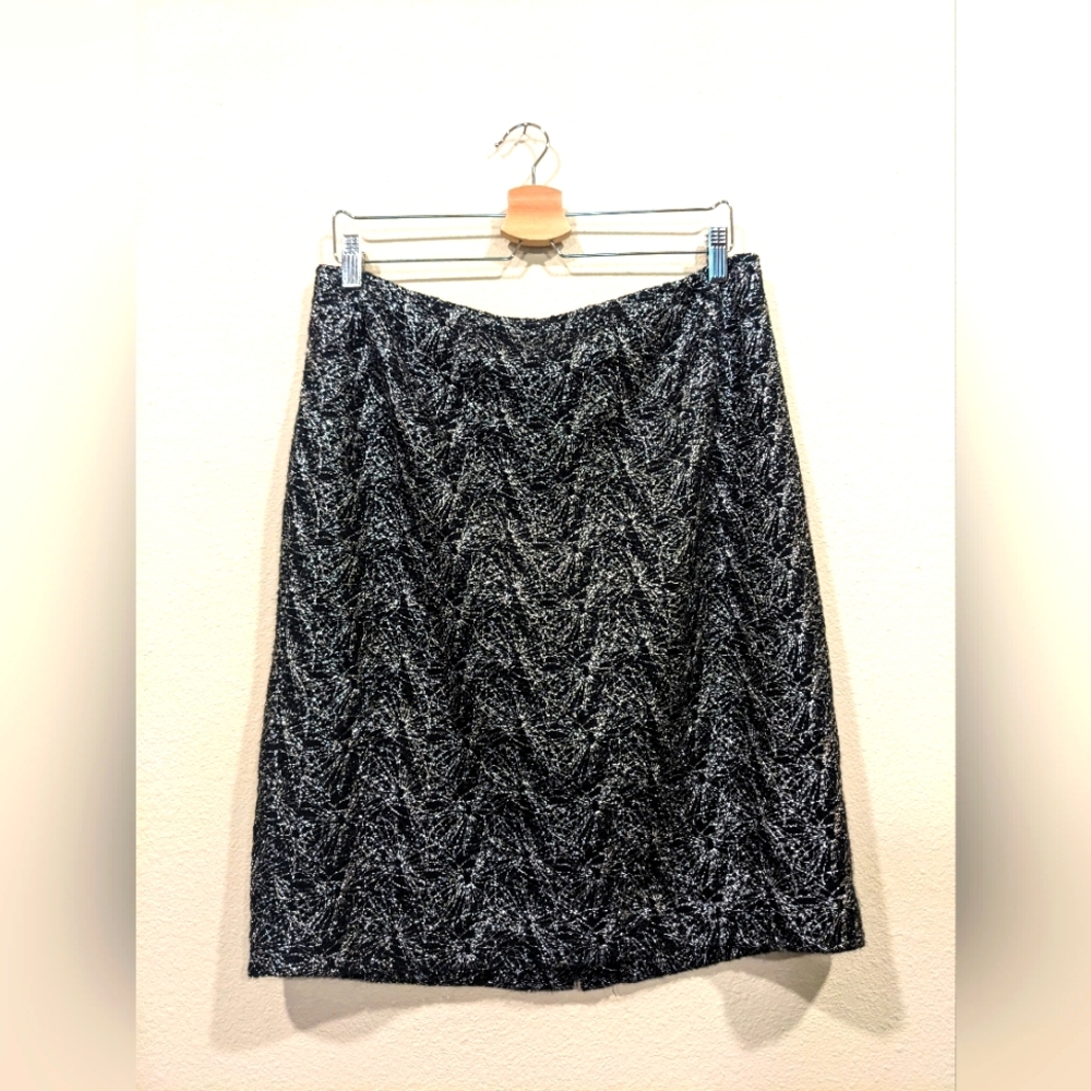 Jones New York black/silver metallic lined pencil skirt size 14